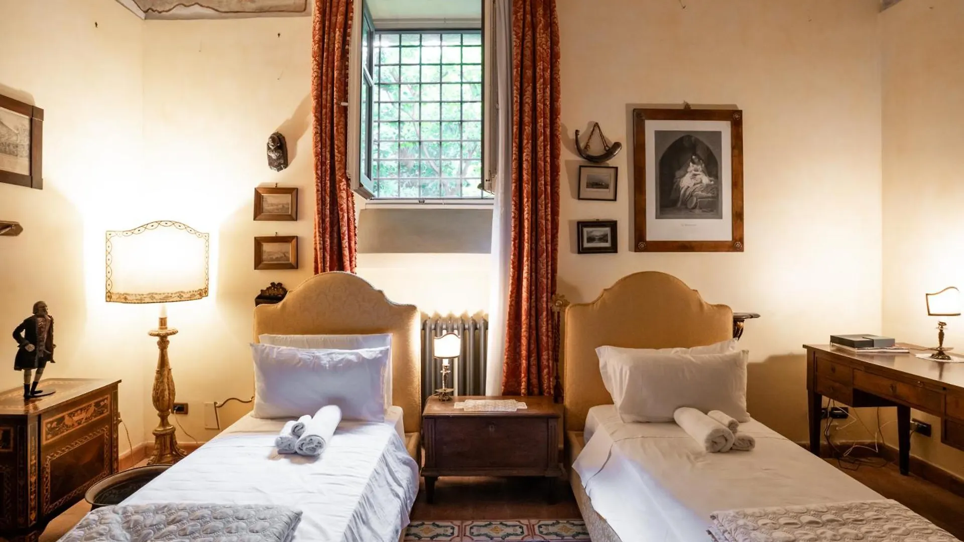 Principe Di Castelnuovo Historical Suites Palermo