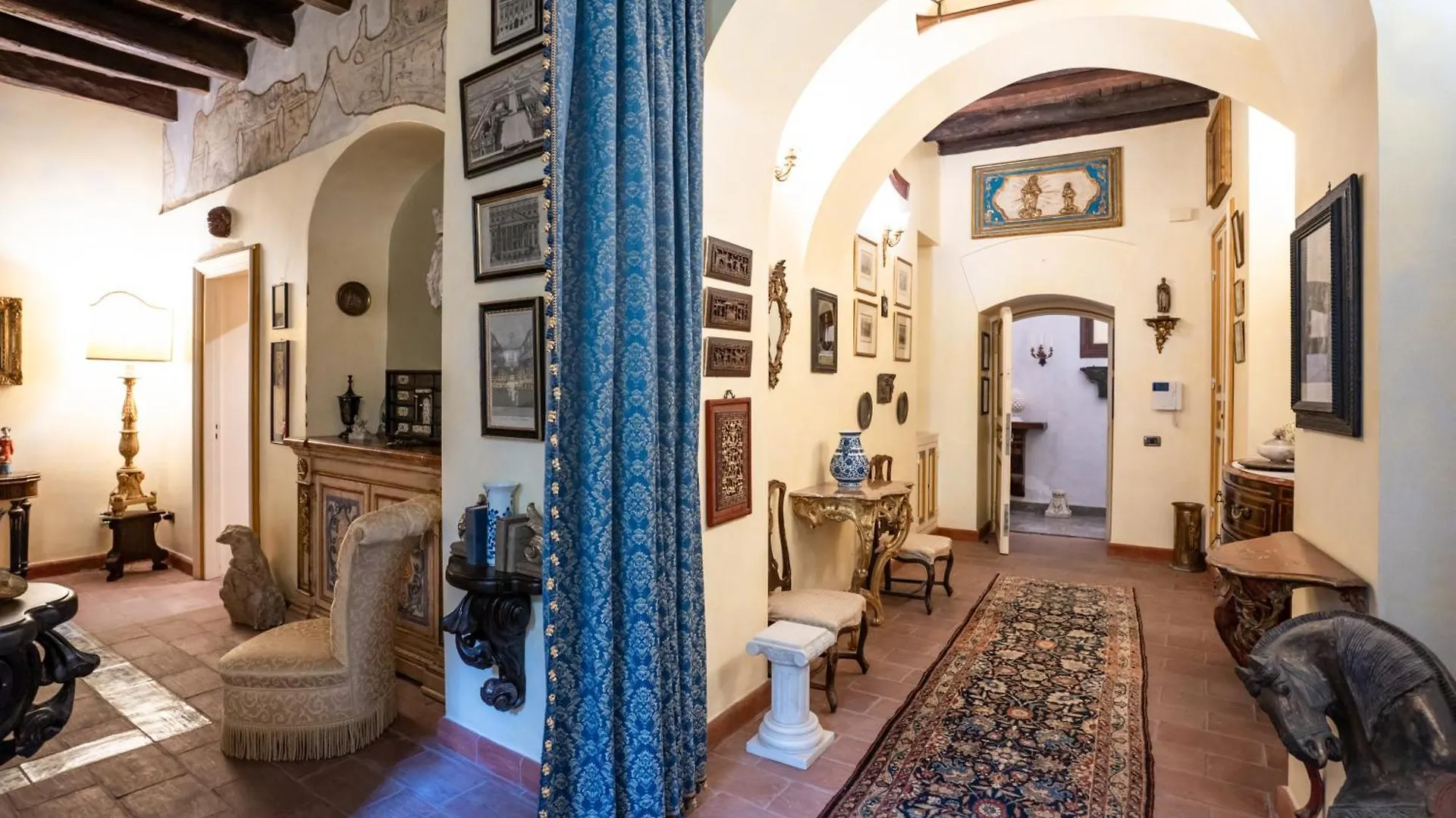Principe Di Castelnuovo Historical Suites Palermo Nocleg ze śniadaniem